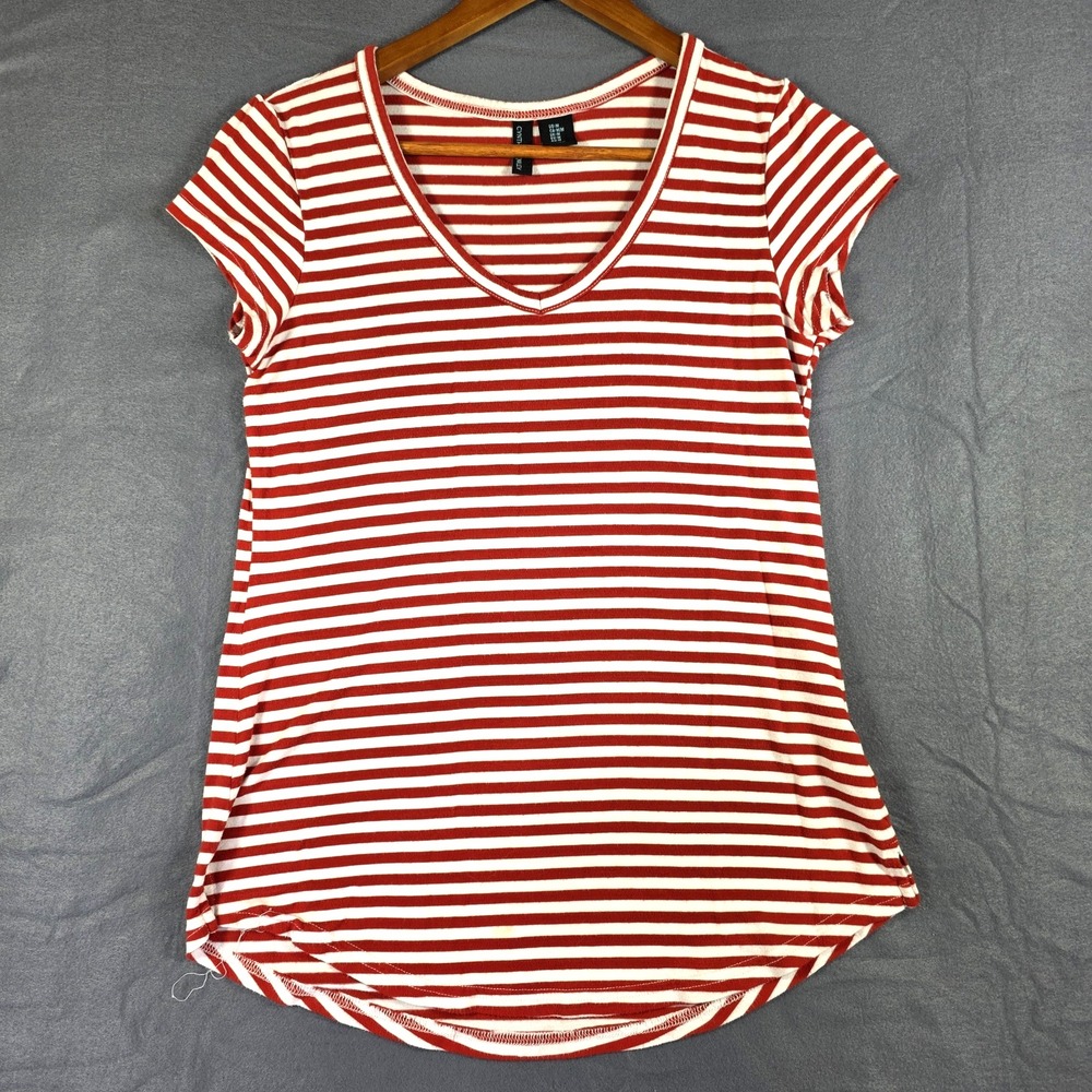 Cynthia Rowley Red White Stripe Pullover Top size Medium Round Neck Short Sleeve